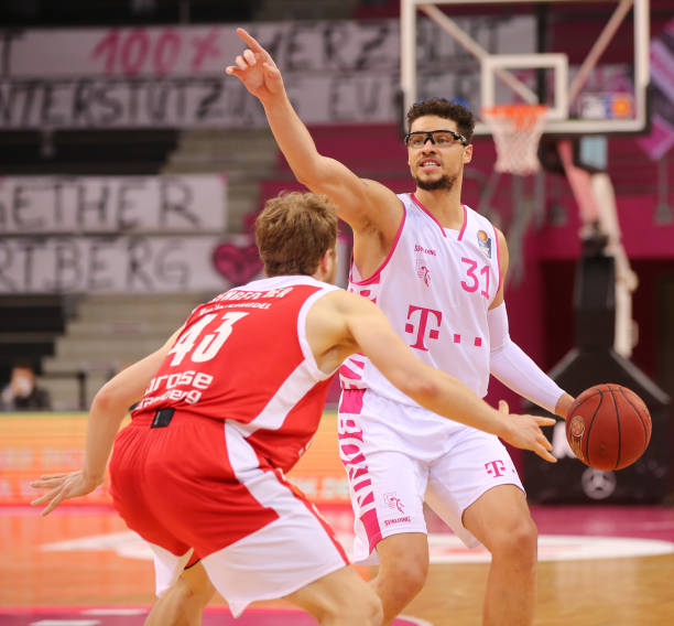 暂居第8 暂居第8